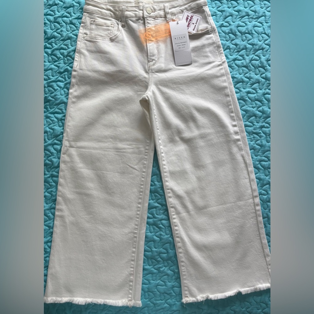 RISEN JEANS MARLO WIDE LEG Women's CROP Cream Jeans SIZE 11 / 30  NWT